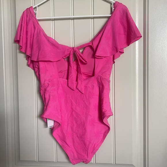 Trina Turk ruffle swim suit NWT - Picture 4 of 12